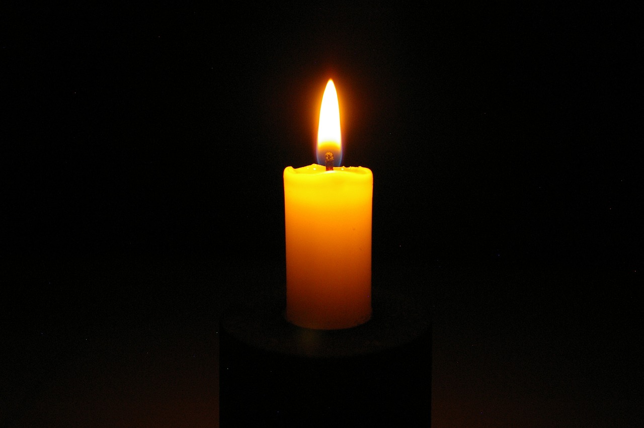 candle-2631921_1280